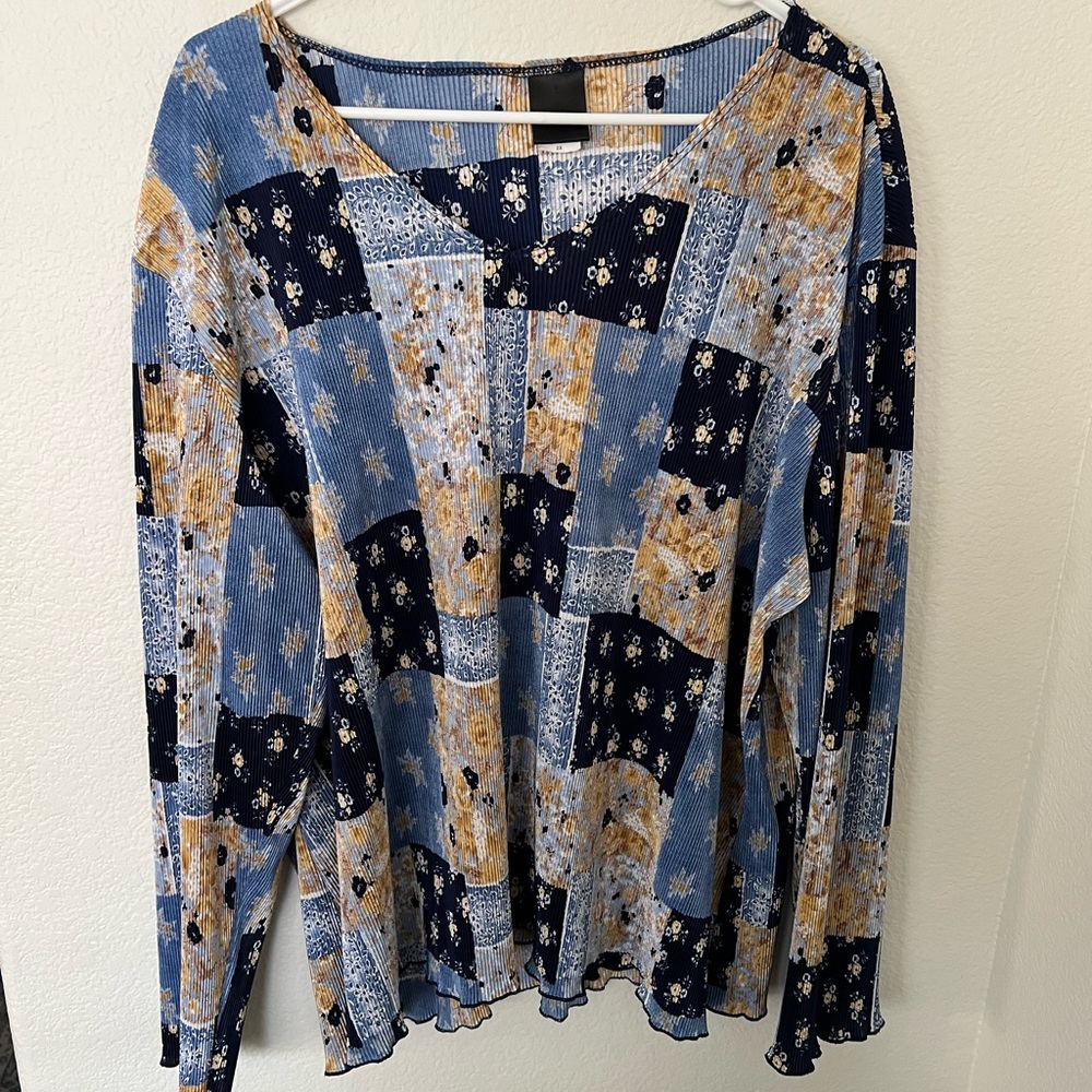 Patchwork Floral Long Sleeve Top - image 5